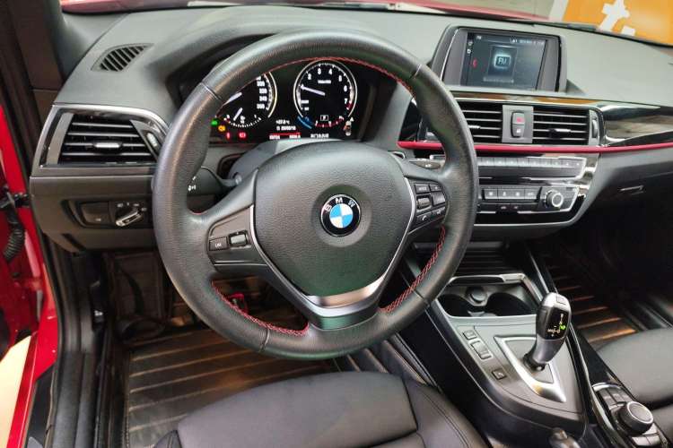 Used BMW 2 Series 2018 220i Convertible Coupe Sports Design Package
