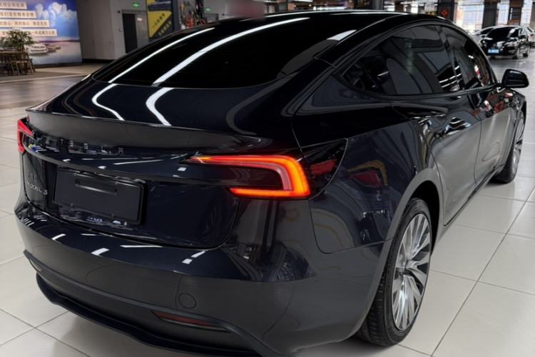 Used Tesla Model 3 2025 Rear-Wheel-Drive Version