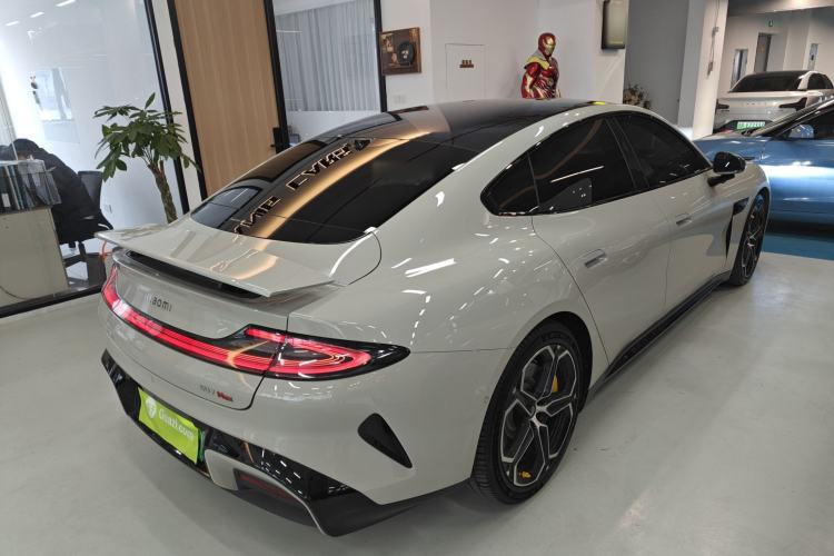 Used  SU7 2024 Four-Wheel-Drive Max Founder's Edition
