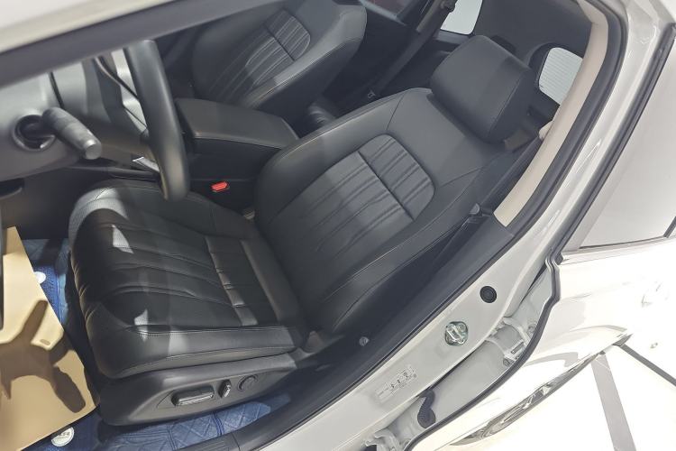 Used Honda Breeze 2023 240TURBO Two-Wheel-Drive Luxury Edition 5 Seats