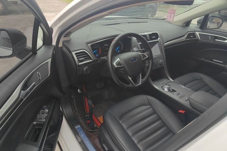 Used Ford Mondeo 2018 EcoBoost 180 Smart Control Fashion Model China VI Standard