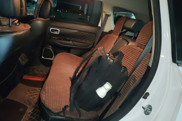 Used Mitsubishi Outlander 2020 2.4L 4x4 Zhi Xiang Edition 5 Seats
