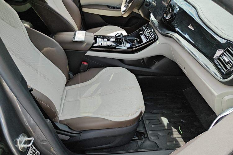 Used BYD Qin PLUS 2024 HONOR Edition DM-i 55KM Leading Model
