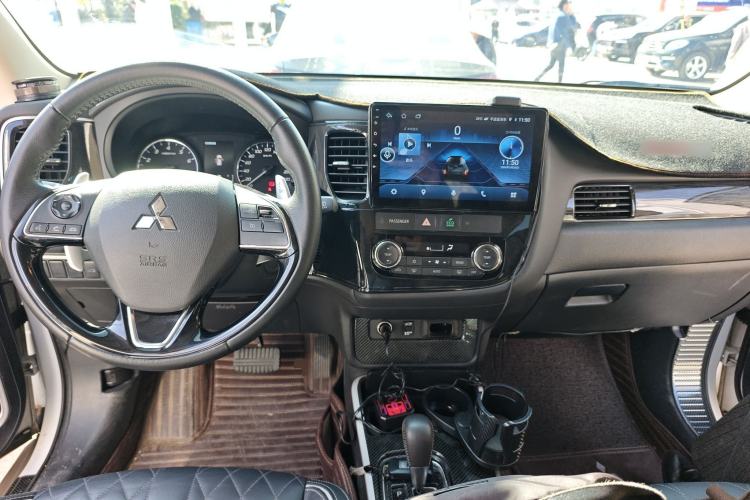 Used Mitsubishi Outlander 2020 2.4L 4x4 Zhi Xiang Edition 5 Seats