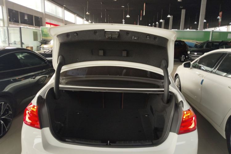 Used BMW 3 Series 2015 320Li Luxury Design Package Premium Edition