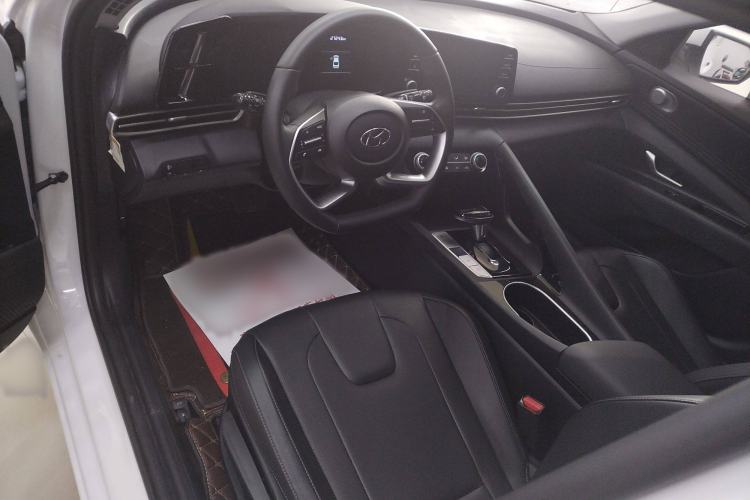 Used Hyundai Elantra 2022 1.5L CVT GLX Elite Edition
