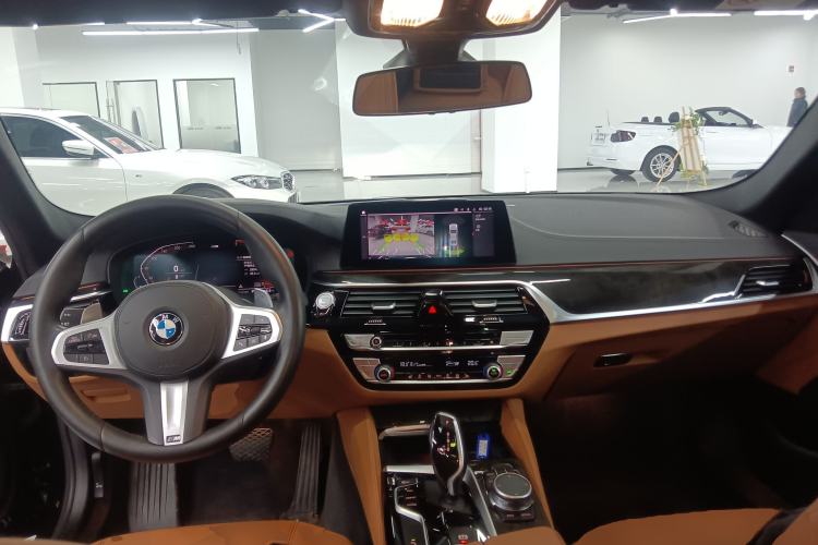 Used BMW 5 Series 2020 530Li Leading Model M Sport Package