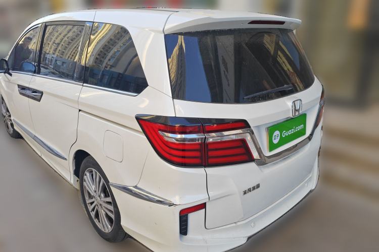 Used Honda Elysion 2016 2.4L Luxury Edition
