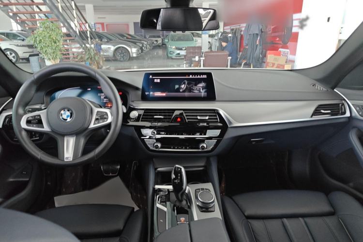 Used BMW 5 Series 2020 525i M Sport Package
