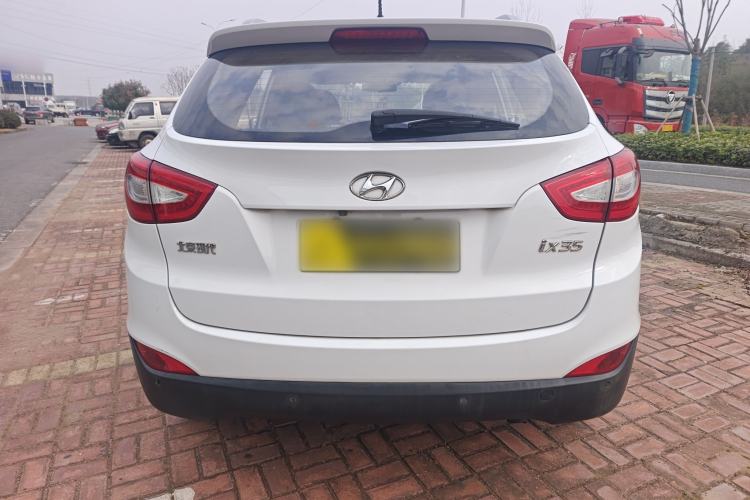 Used Hyundai ix35 2013 2.0L Automatic Two-Wheel Drive Smart GLS China IV Standard