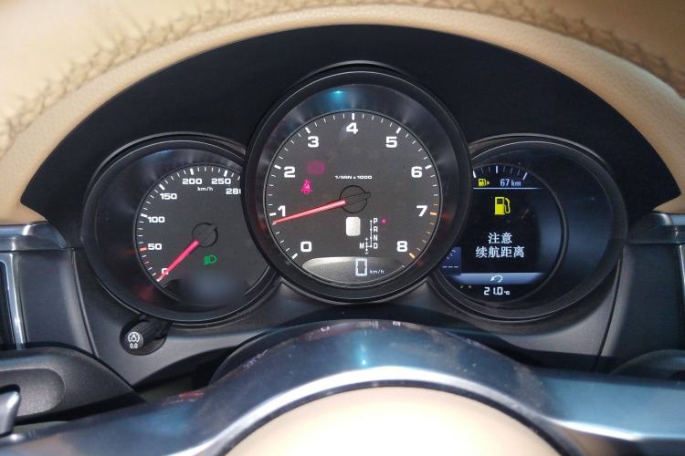 Used Porsche Macan 2017 Macan 2.0T
