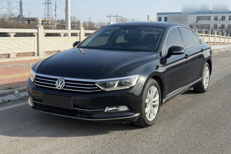 Used Volkswagen Magotan 2018 Facelift 380TSI DSG Luxury Version
