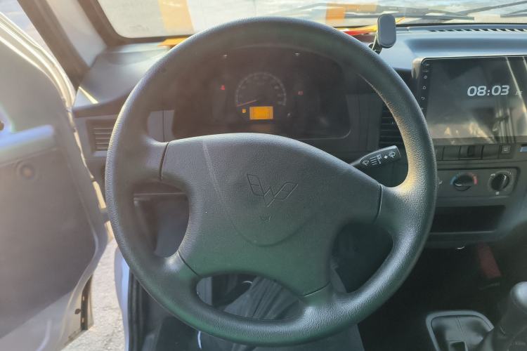 Used Wuling Zhiguang 2023 1.5L Practical Version 5/7 Seats