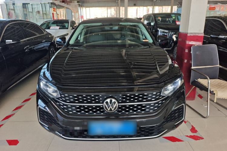 Used Volkswagen Passat 2022 330TSI Starry Elite Edition Custom Version
