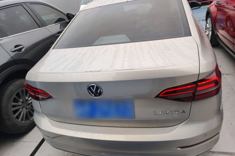 Used Volkswagen Lavida 2021 1.5L Automatic Comfort Edition
