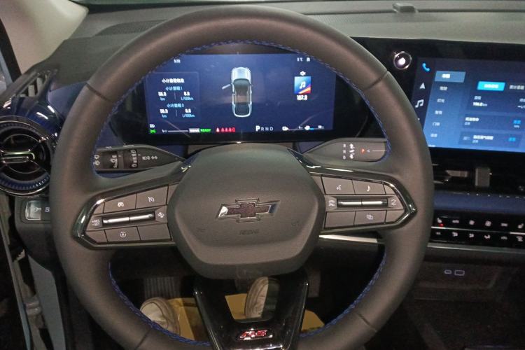 Used Chevrolet Equinox Plus 2024 102km RS Ultimate Edition
