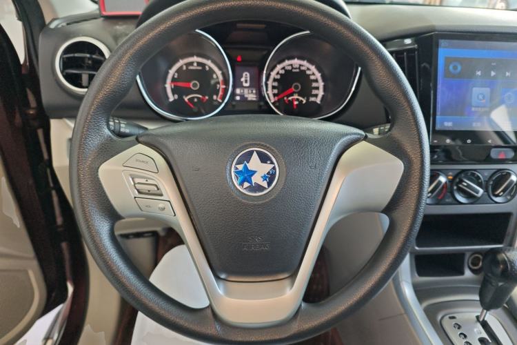 Used Venucia T70 2015 2.0L CVT Smart Choice Edition