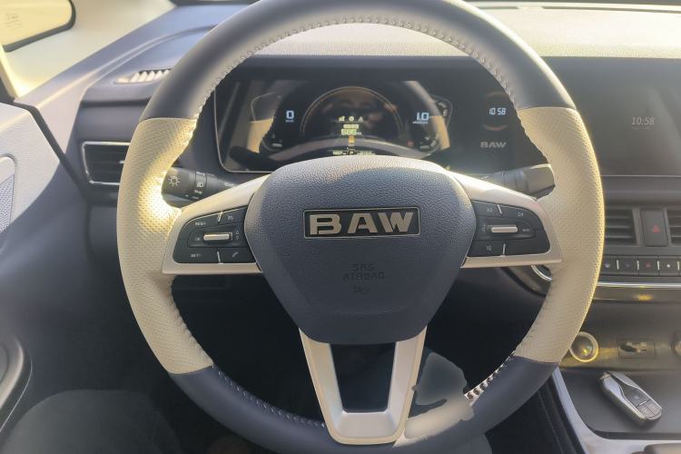 Used  Ruisheng Ace M7 2025 2.0L Automatic Long Wheelbase Luxury Version 7 Seats
