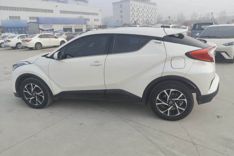 Used Toyota C-HR 2020 2.0L Leading Edition
