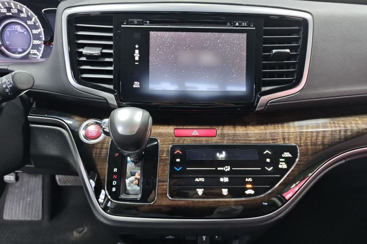 Used Honda Odyssey 2015 Updated Version 2.4L Smart Edition
