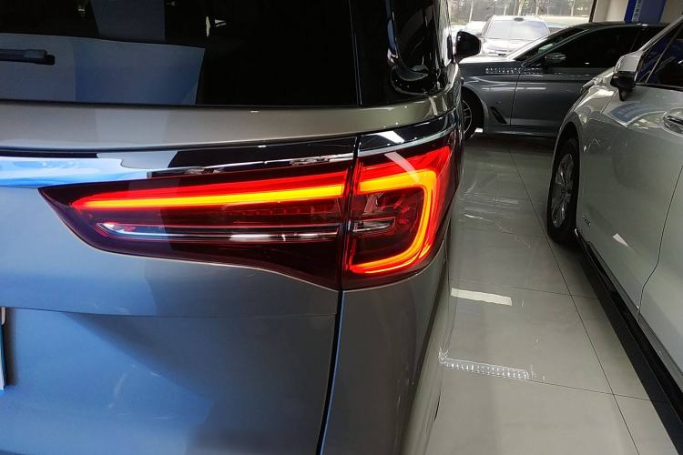 Used Buick GL8 2023 ES Lu Zun Comfort Model
