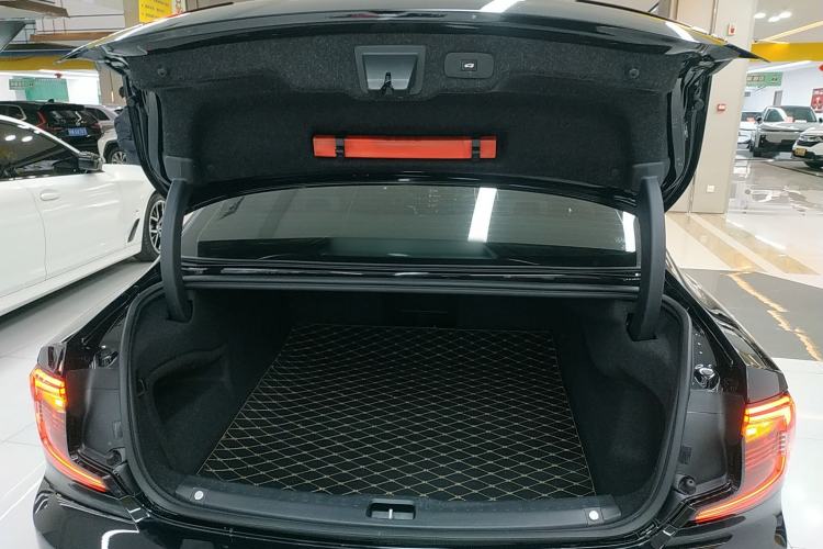 Used Volvo S90 2021 B5 Zhiyi Luxury Edition
