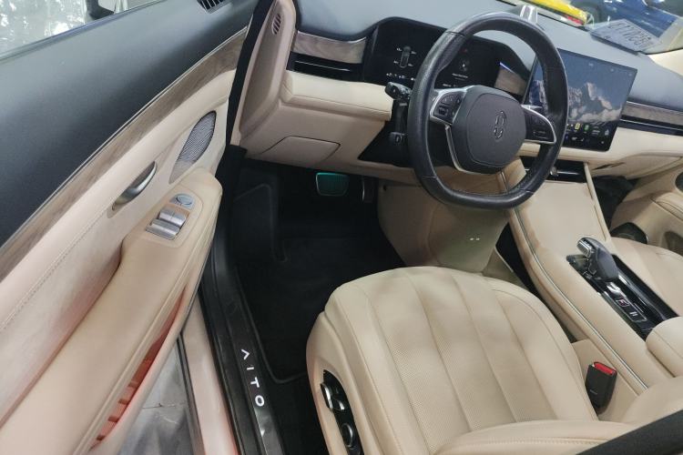 Used Hima AITO M7 2022 1.5T Rear-Drive Comfort Edition
