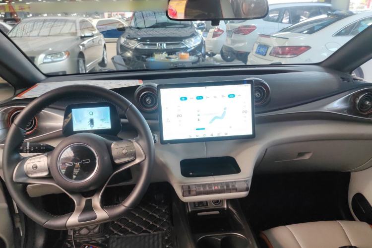 Used BYD Dolphin 2021 405 km Fashion Edition
