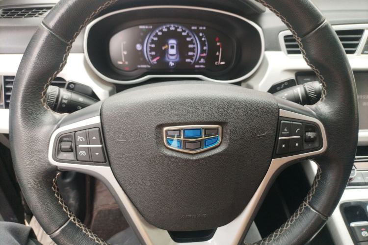 Used Geely Auto Emgrand X7 Sport 2018 1.8TD Automatic Two-Wheel Drive Smart Connect 4G Internet Edition