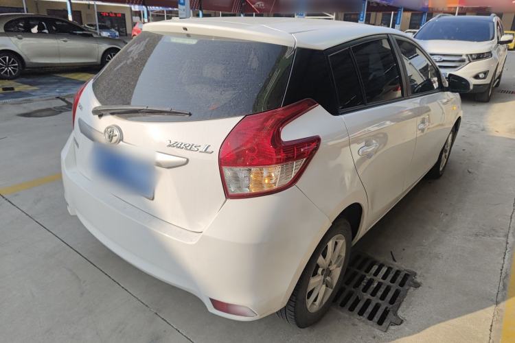 Used Toyota YARiS L 2015 1.5E Automatic Charm Edition
