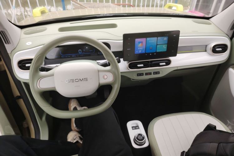 Used  Panda 2025 210km Panda Rider
