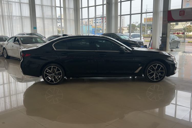 Used BMW 5 Series 2022 Restyled 525Li M Sport Package
