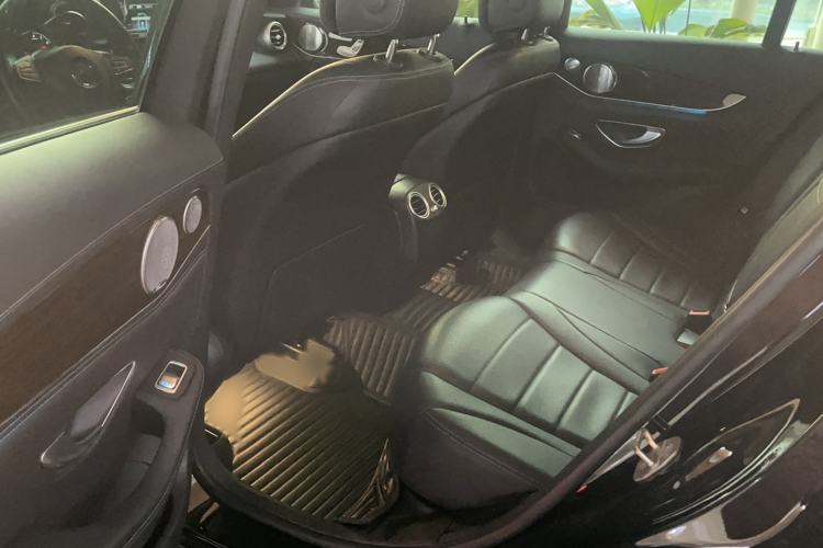 Used Mercedes-Benz GLC 2018 Facelift GLC 260 4MATIC Luxury Edition