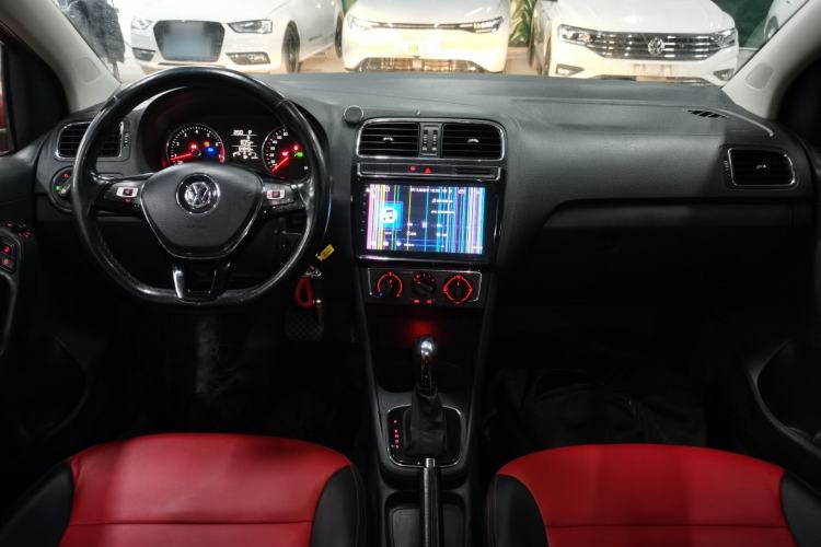 Used Volkswagen Polo 2016 1.6L Automatic Comfort Model