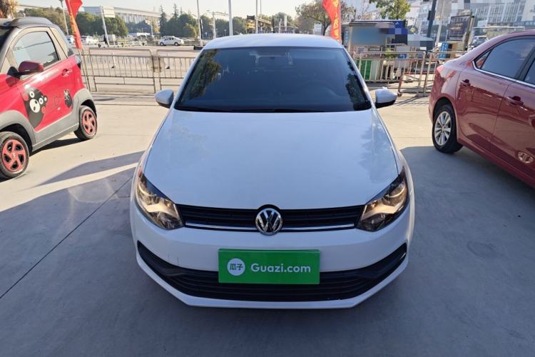 Used Volkswagen Polo 2016 1.4L Manual Fashion Model