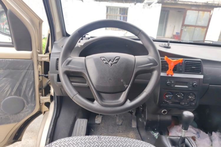 Used Wuling Rongguang 2017 1.5L Extended Basic Version