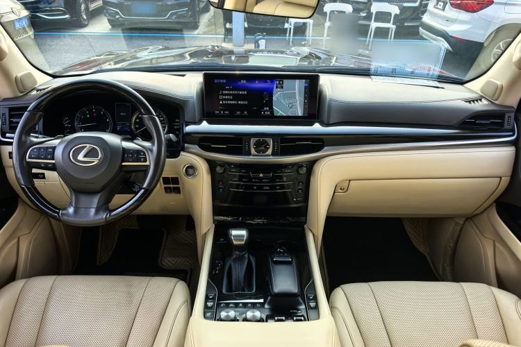 Used Lexus LX 2017 570 Dynamic Luxury Edition
