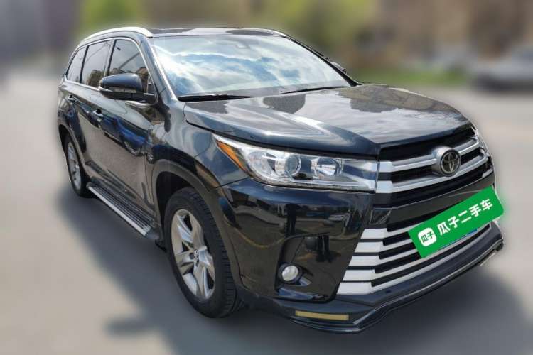 Used Toyota Highlander 2018 2.0T Four-Wheel Drive Luxury Edition 7 Seats China V Emission Standard
