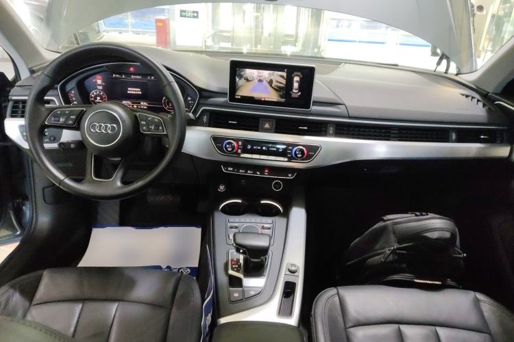Used Audi A4L 2019 40 TFSI Fashion Version China V

