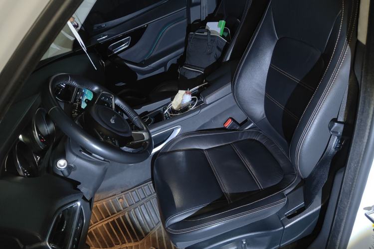 Used Jaguar F-PACE 2019 2.0T Four-Wheel Drive Urban Luxury Edition