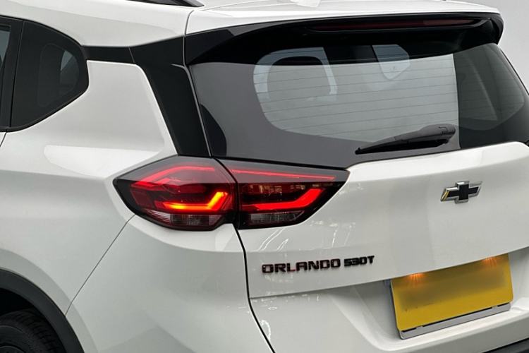 Used Chevrolet Orlando 2020 Light Hybrid Redline 530T Automatic Enjoyment Edition (5+2 Models)
