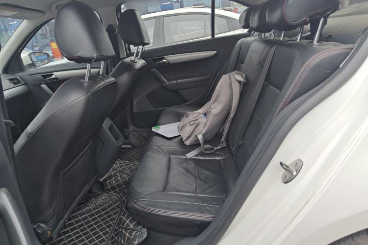 Used Volkswagen Lavida 2013 Revised Classic 1.6L Automatic Fashion Edition
