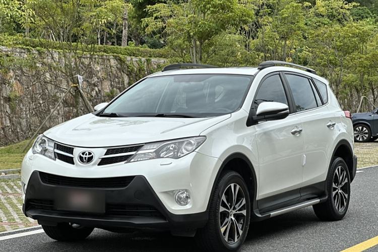 Used Toyota RAV4 2015 2.5L Automatic 4x4 Elite Edition