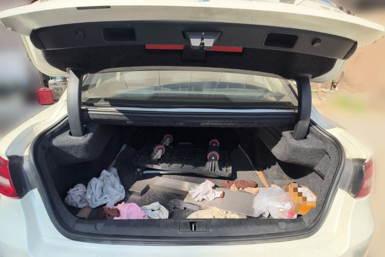 Used Geely Auto Emgrand GT 2016 2.4L Comfort Version
