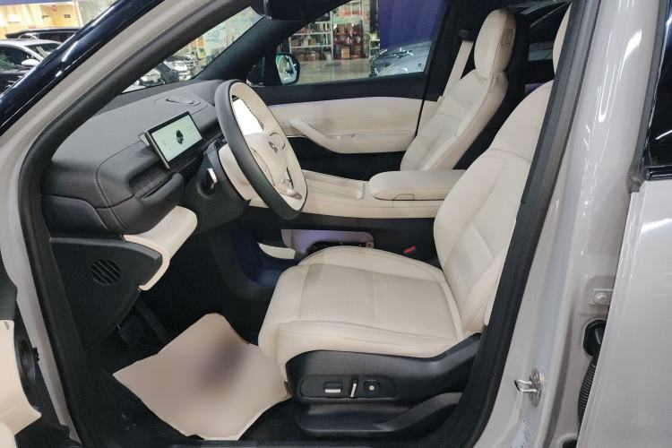 Used Nio ES6 2024 75 kWh
