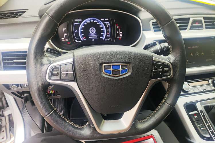 Used Geely Auto Emgrand X7 Sport 2016 1.8TD Automatic Smart Connectivity Version
