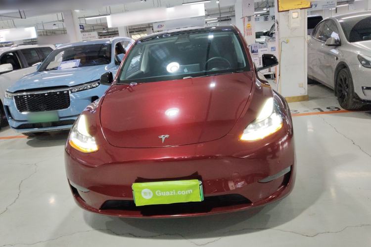 Used Tesla Model Y 2021 Long-Range All-Wheel-Drive Version