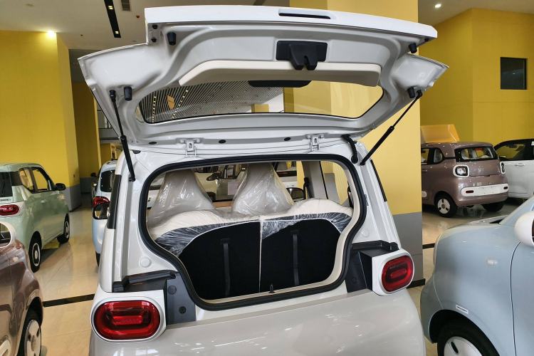 Used Wuling Hongguang MINIEV 2024 3rd Generation 215km Youth Edition
