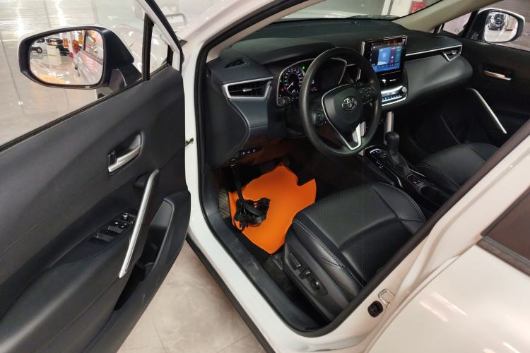 Used Toyota FRONTLANDER 2022 2.0L CVT Luxury PLUS Edition
