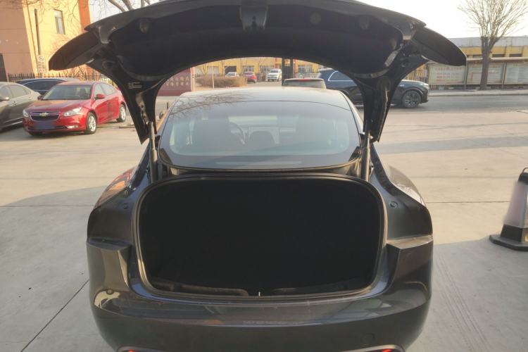 Used Tesla Model 3 2023 Rear-Wheel-Drive Version
